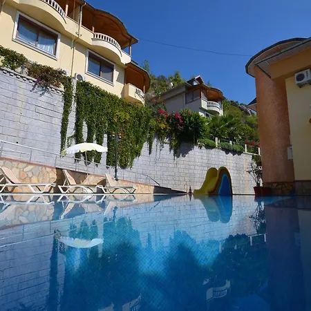 Villa Bektas 3 *
